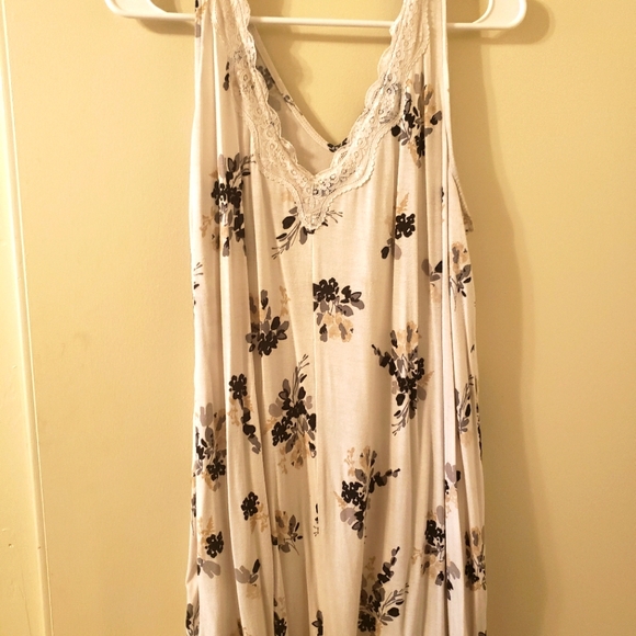 Lane Bryant Tops - LANE Bryant Swing Tank